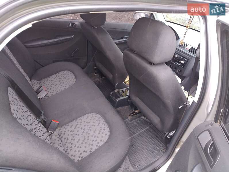 Седан Skoda Fabia 2007 в Томашполе фото 8 Седан Skoda Fabia 2007 в Томашполе