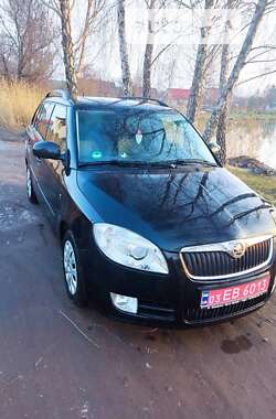 Универсал Skoda Fabia 2009 в Киверцах