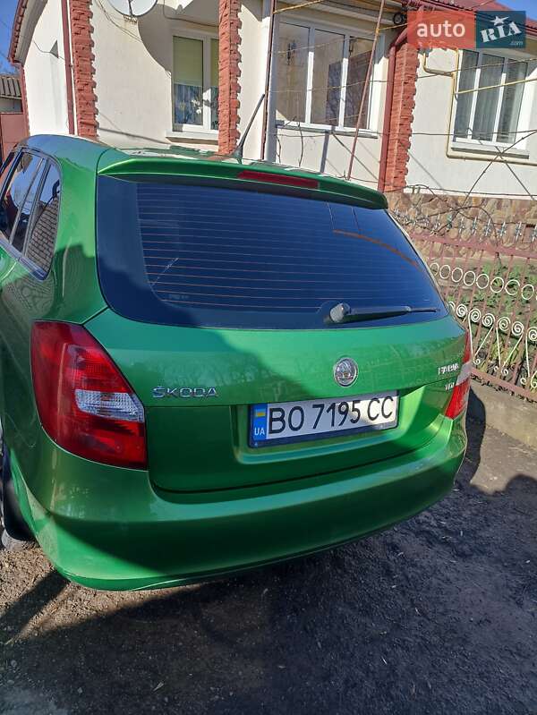 Універсал Skoda Fabia 2013 в Теребовлі
