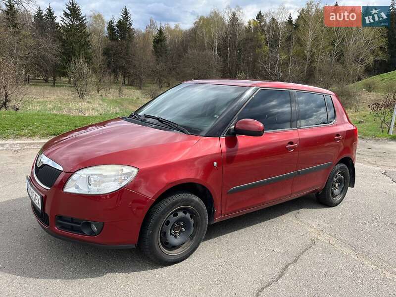 Хетчбек Skoda Fabia 2008 в Фастові