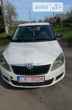 Хэтчбек Skoda Fabia 2013 в Нововолынске