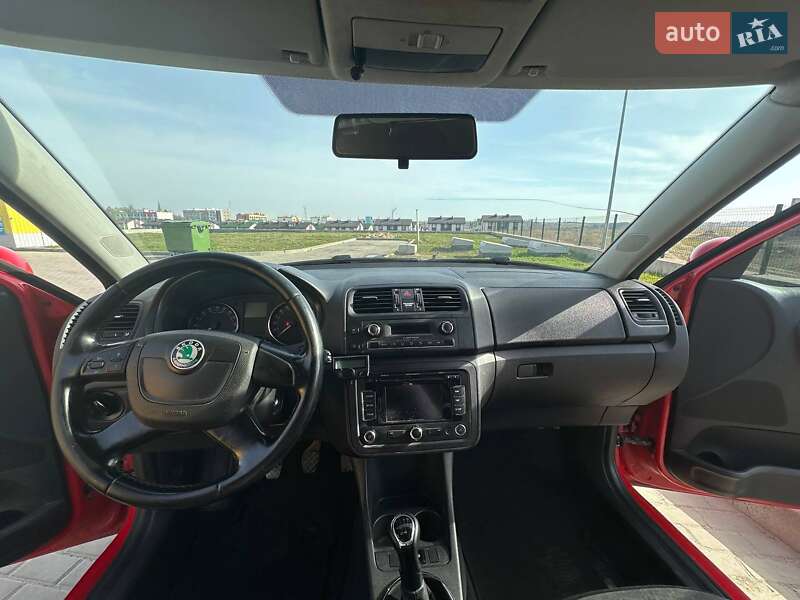 Універсал Skoda Fabia 2011 в Рівному