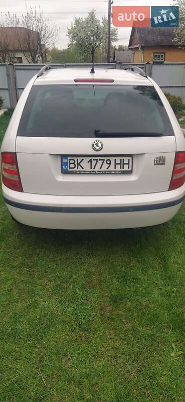 Універсал Skoda Fabia 2007 в Дубровиці