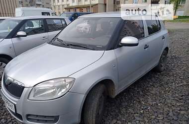 Хэтчбек Skoda Fabia 2008 в Луцке