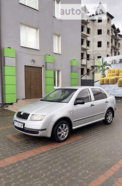 Седан Skoda Fabia 2004 в Тернополе