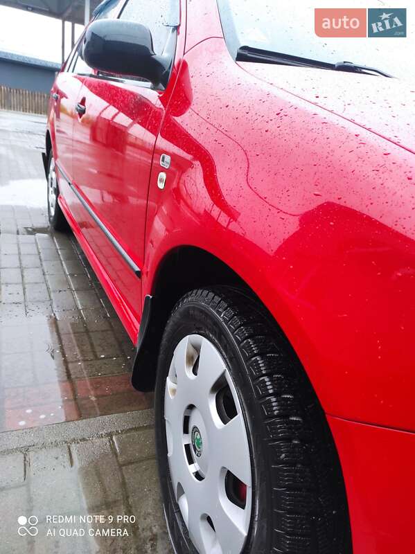 Универсал Skoda Fabia 2006 в Жовкве