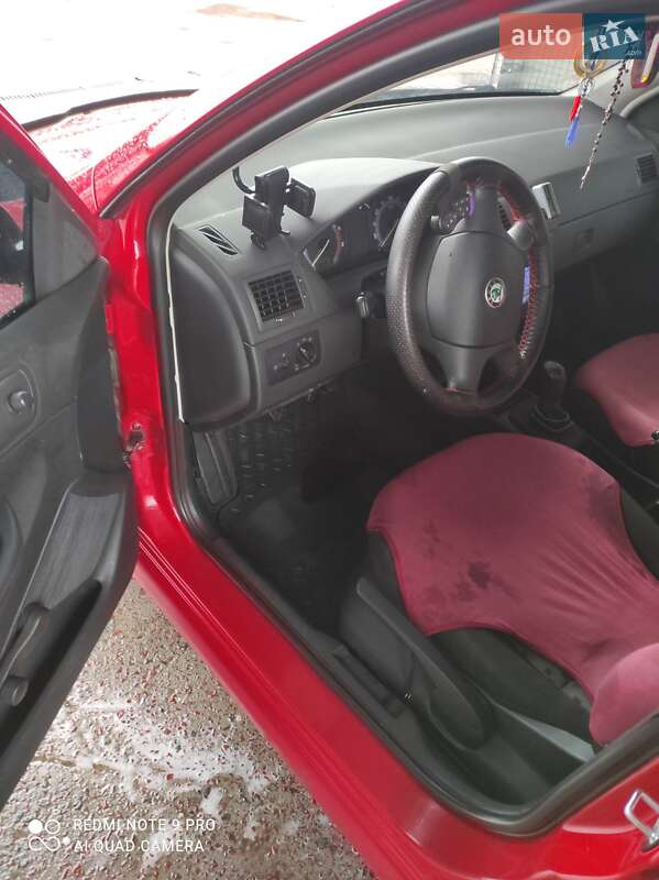 Универсал Skoda Fabia 2006 в Жовкве