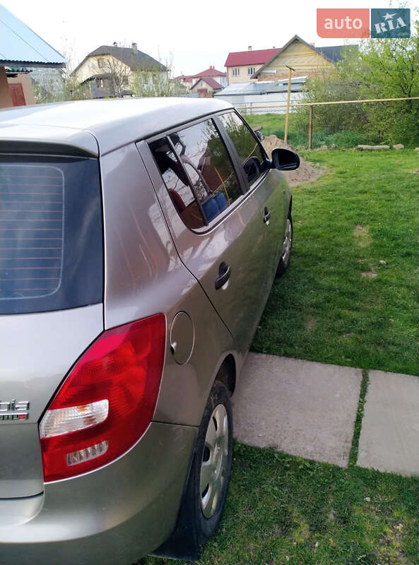 Хетчбек Skoda Fabia 2008 в Калуші фото 3 Хетчбек Skoda Fabia 2008 в Калуші