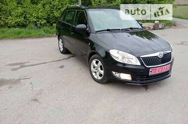 Универсал Skoda Fabia 2010 в Ровно