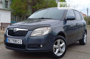 Хэтчбек Skoda Fabia 2008 в Николаеве