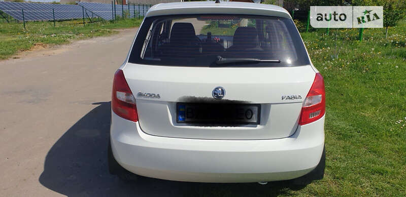 Хетчбек Skoda Fabia 2014 в Хмельницькому