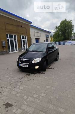 Хэтчбек Skoda Fabia 2008 в Стрые