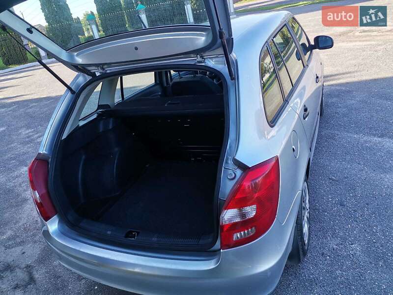 Універсал Skoda Fabia 2010 в Дубні