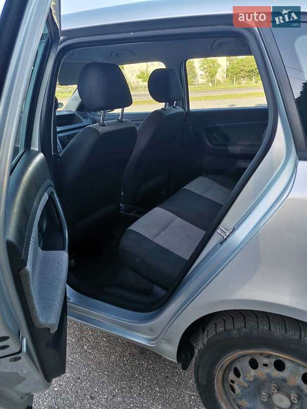 Універсал Skoda Fabia 2010 в Дубні
