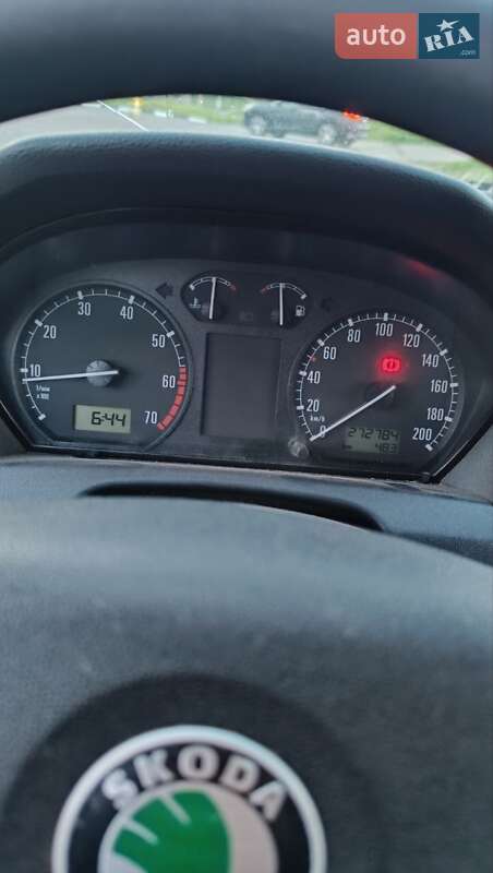 Хетчбек Skoda Fabia 2003 в Харкові