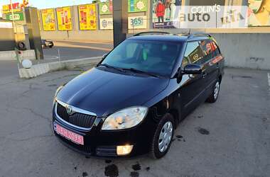 Универсал Skoda Fabia 2009 в Полтаве