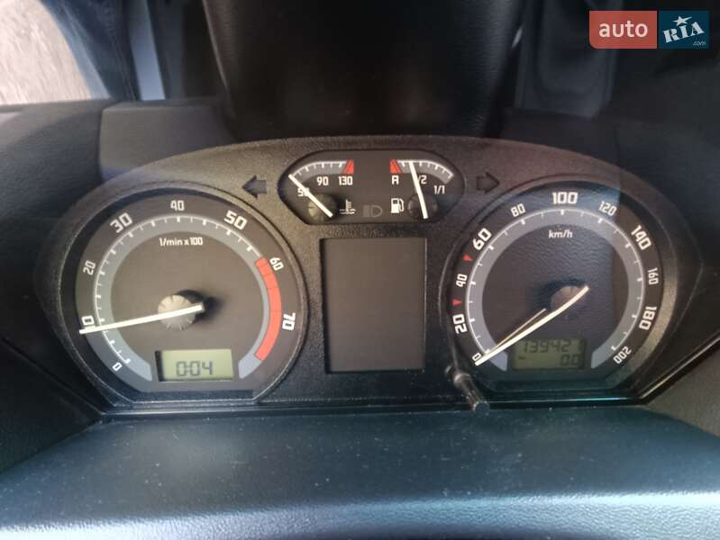 Хэтчбек Skoda Fabia 2007 в Каменском