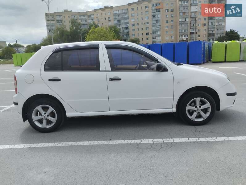 Хэтчбек Skoda Fabia 2006 в Каменец-Подольском фото 4 Хэтчбек Skoda Fabia 2006 в Каменец-Подольском