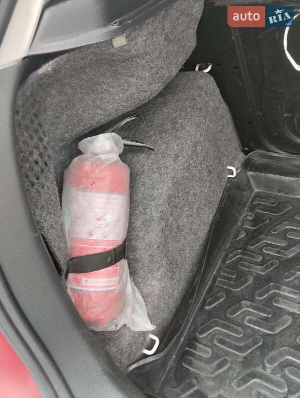 Хэтчбек Skoda Fabia 2006 в Каменец-Подольском фото 19 Хэтчбек Skoda Fabia 2006 в Каменец-Подольском