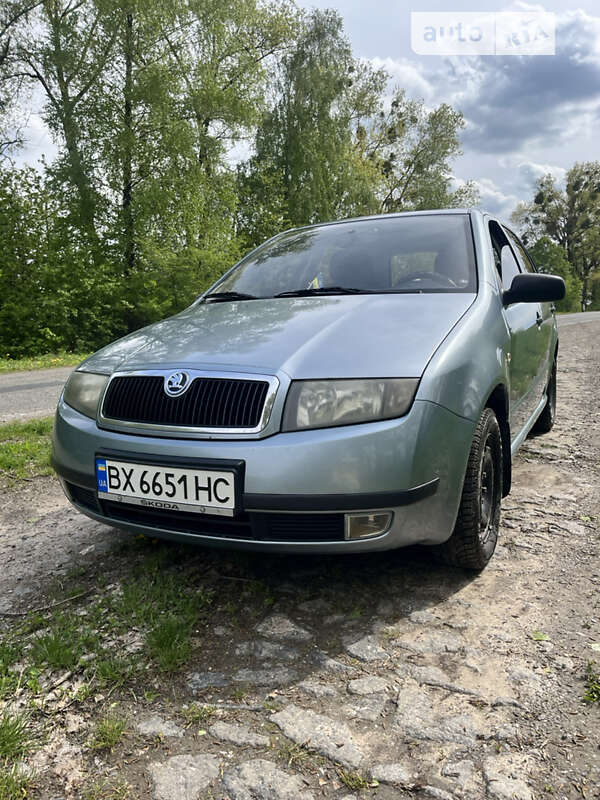 Хэтчбек Skoda Fabia 2004 в Старой Синяве