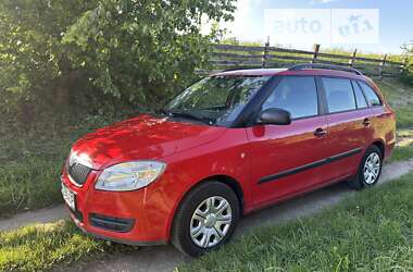 Универсал Skoda Fabia 2009 в Житомире