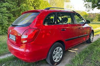 Универсал Skoda Fabia 2009 в Житомире