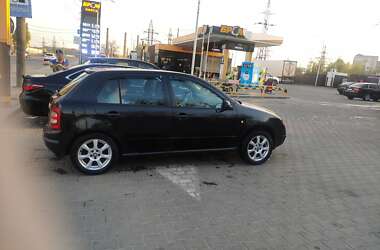 Хэтчбек Skoda Fabia 2002 в Днепре