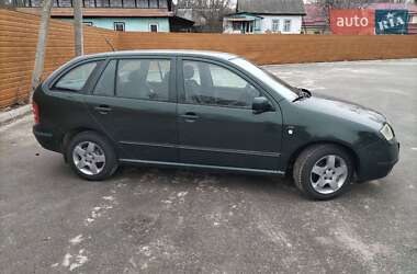 Универсал Skoda Fabia 2001 в Чернигове