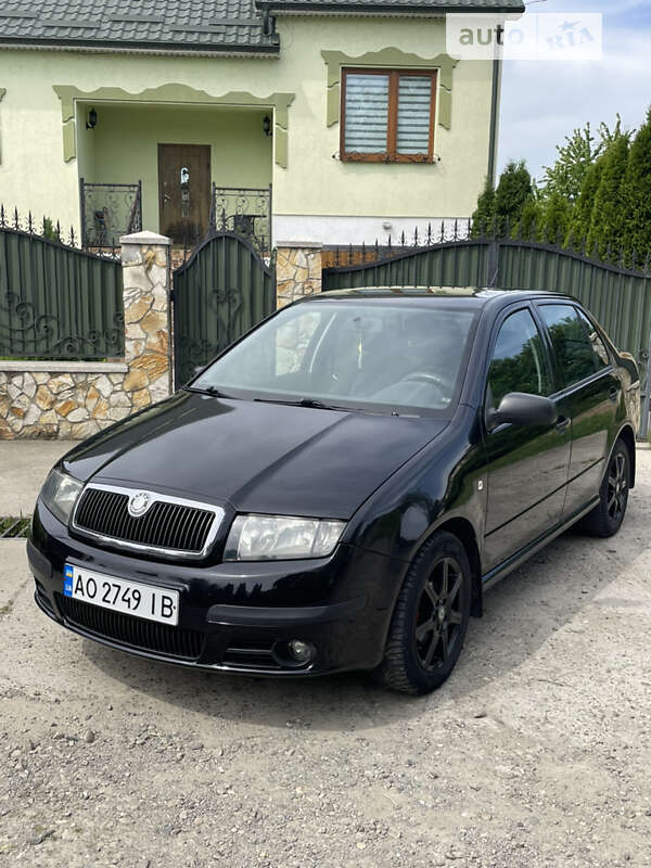 Седан Skoda Fabia 2006 в Виноградове