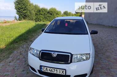 Хэтчбек Skoda Fabia 2006 в 