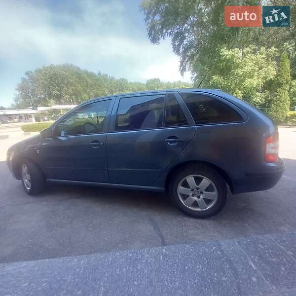 Универсал Skoda Fabia 2006 в Чугуеве