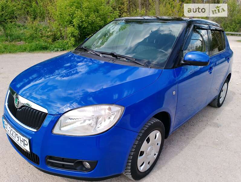 Хэтчбек Skoda Fabia 2008 в Тернополе