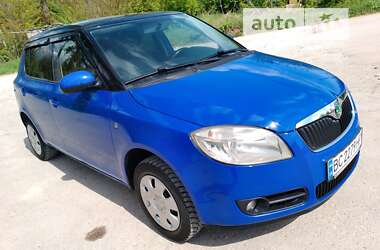 Хэтчбек Skoda Fabia 2008 в Тернополе