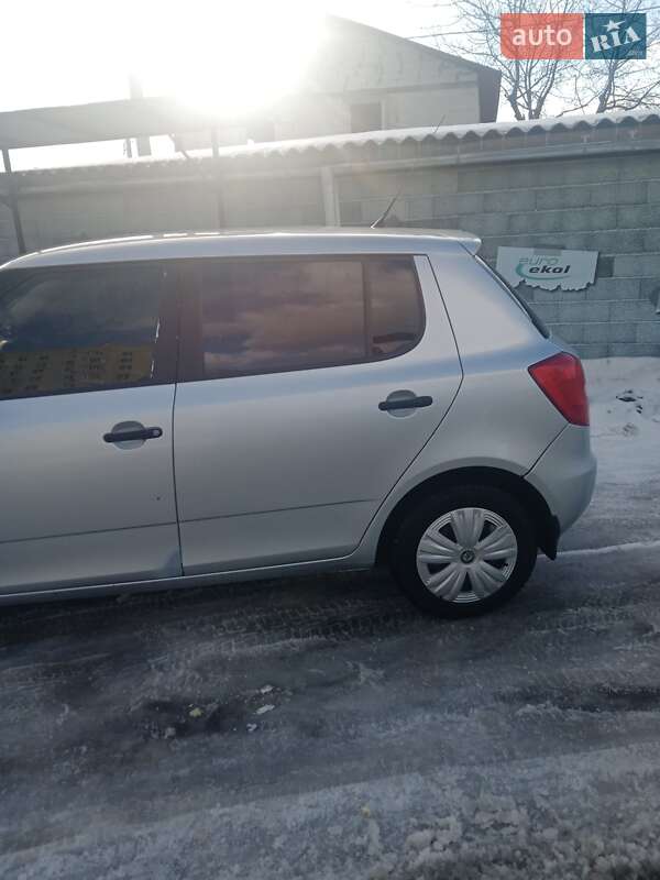 Хэтчбек Skoda Fabia 2012 в Виннице
