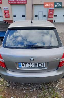 Хэтчбек Skoda Fabia 2009 в 