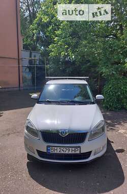 Хэтчбек Skoda Fabia 2010 в 
