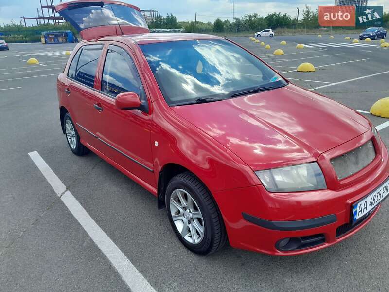 Хетчбек Skoda Fabia 2006 в Києві