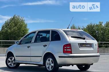 Универсал Skoda Fabia 2004 в Киеве