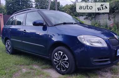 Универсал Skoda Fabia 2009 в Житомире