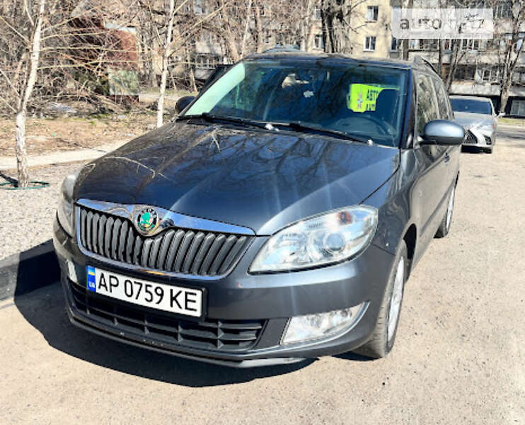 Універсал Skoda Fabia 2011 в Запоріжжі