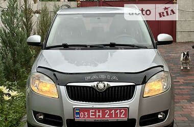 Универсал Skoda Fabia 2009 в Днепре