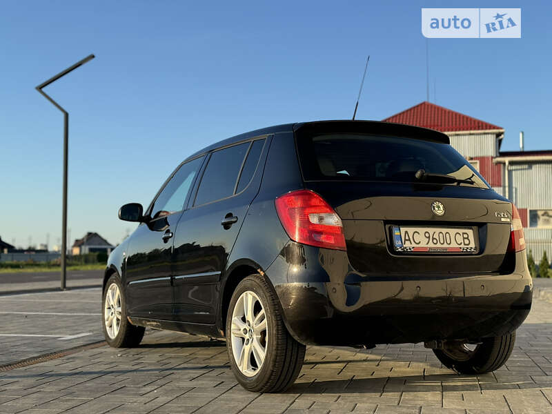 Хэтчбек Skoda Fabia 2008 в Луцке