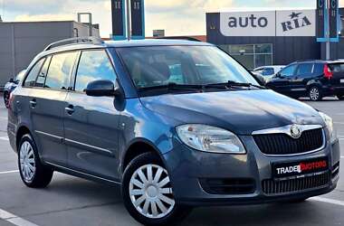 Універсал Skoda Fabia 2009 в Києві