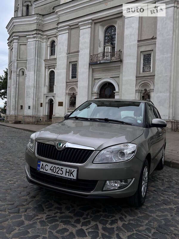 Універсал Skoda Fabia 2011 в Луцьку