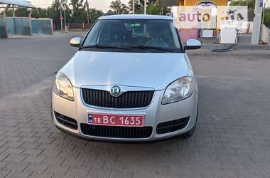 Универсал Skoda Fabia 2009 в Дубно