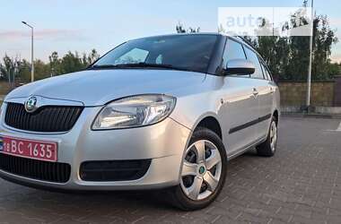 Универсал Skoda Fabia 2009 в Дубно