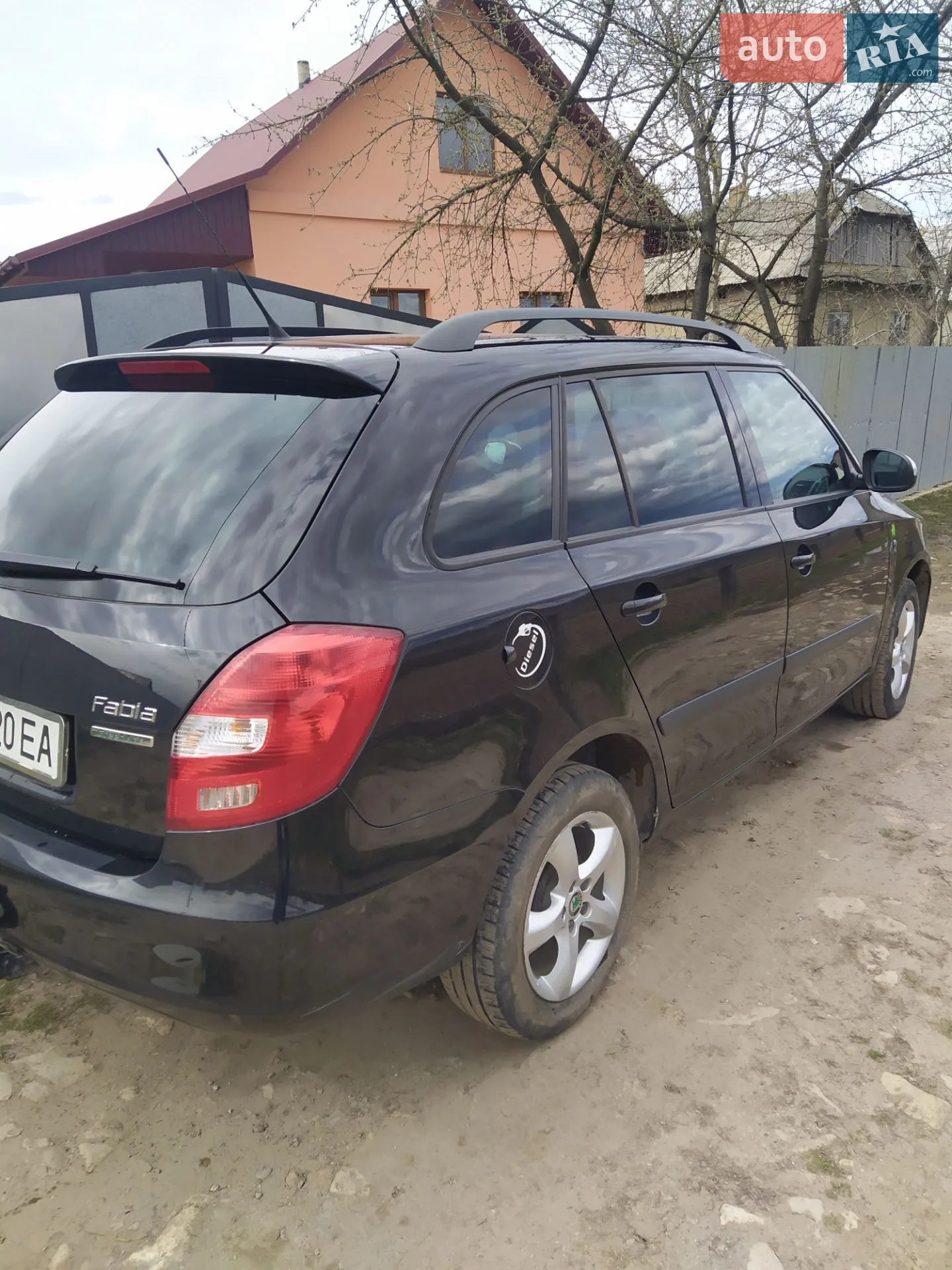 2011 Skoda Fabia - мініатюра 4
