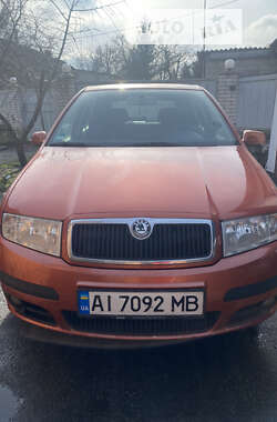 Хэтчбек Skoda Fabia 2006 в Киеве