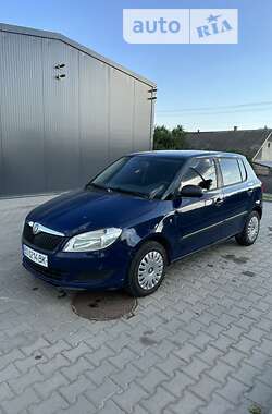 Хэтчбек Skoda Fabia 2012 в Новой Одессе