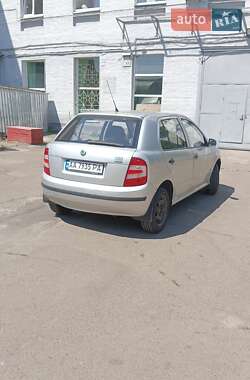 Седан Skoda Fabia 2006 в 
